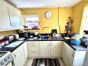 Photo 7- click for photo gallery